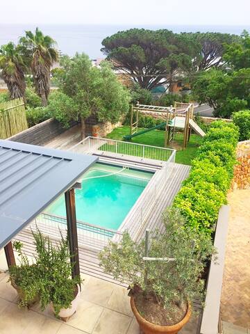 Olive House – family-friendly Camps Bay home gallery image 2