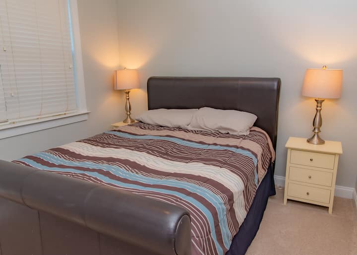 سرير حجم كوين