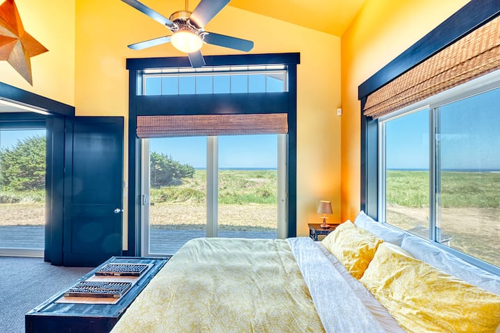 Second master bedroom with private deck access