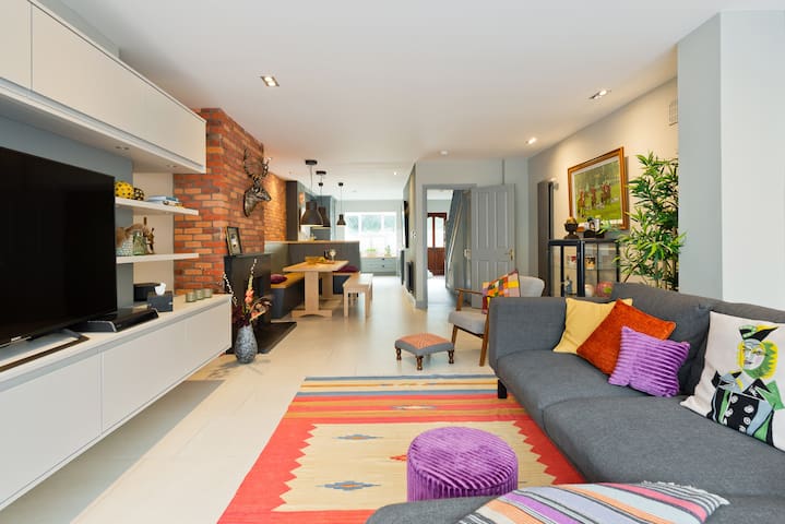 Phoenix Park , wonderful home away from home!