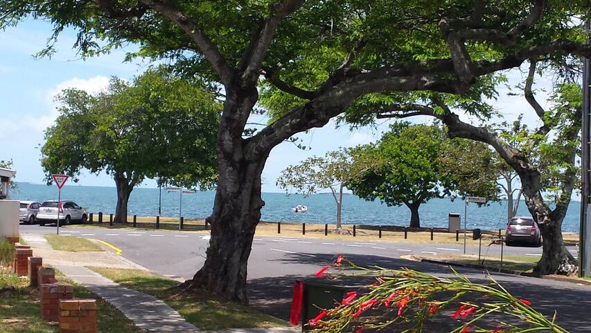 Airbnb Wynnum Holiday Rentals Places To Stay Queensland