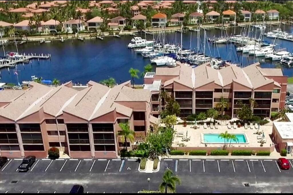 Stunning Burnt Store Marina, Condo. Newly Updated! Condominiums for
