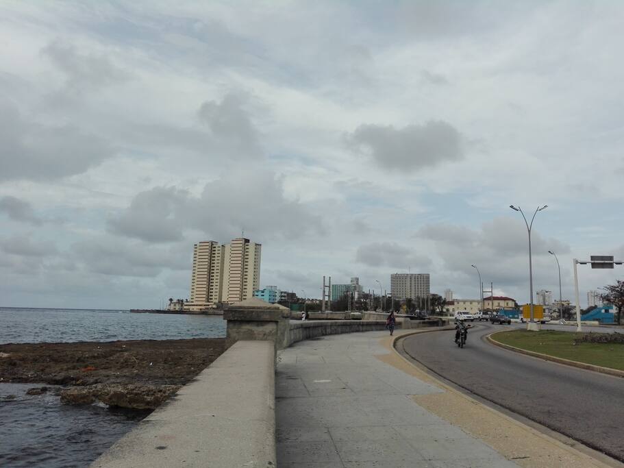 Inicio del malecón habanero