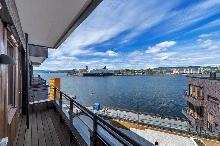 Pir 2-Exclusive Apartment gallery image 2