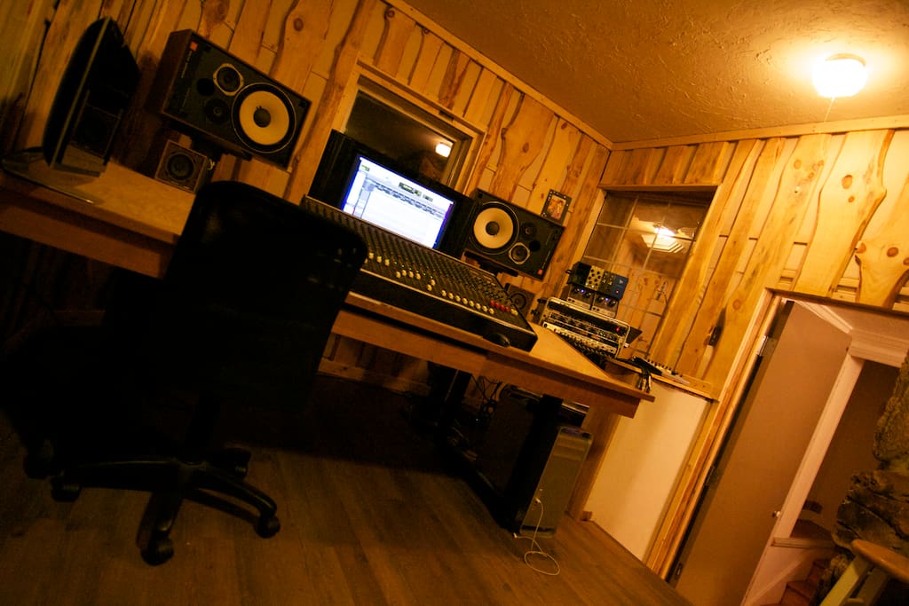 Control room/upstairs bed