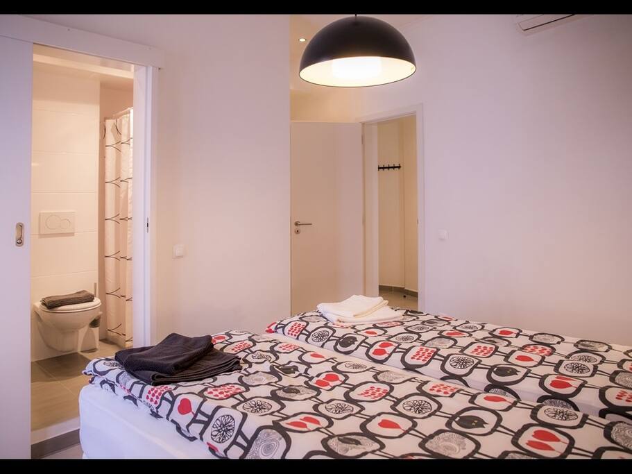 Guest room