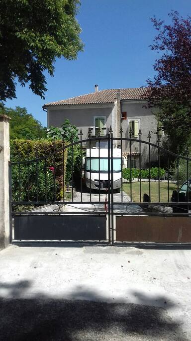 entrée de la propriété