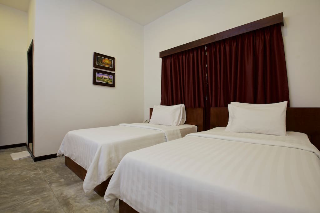 Guest room