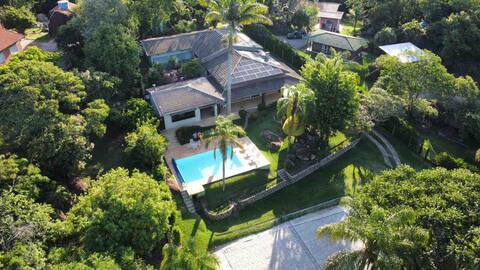 Cottage with pool and Beach Tennis court