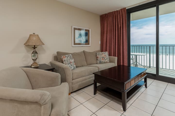 Phoenix All Suites Hotel - 803