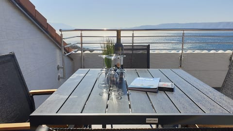 Panorama (studio * ***, max. 3 people, sea view)