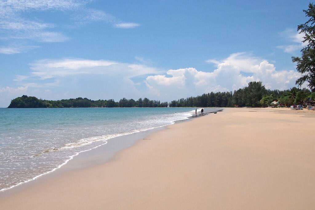 Klong Dao Beach, 5 minute walk away