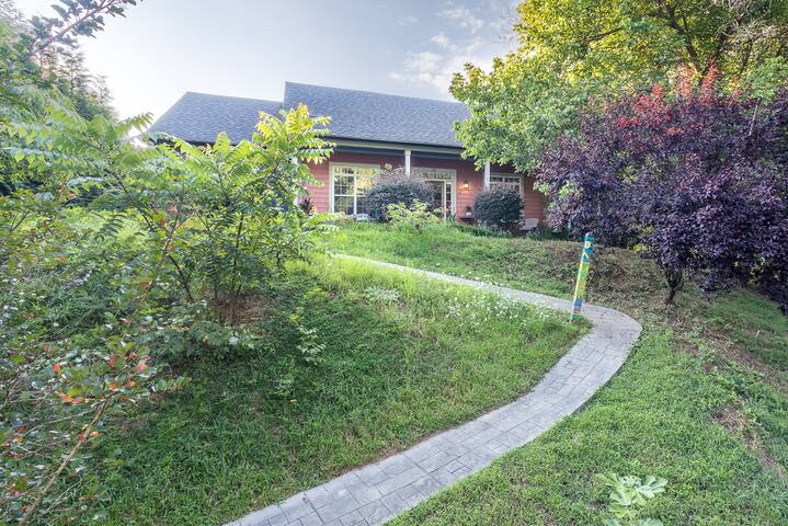 Grey River Gatherings (perfect for large groups) gallery image 4