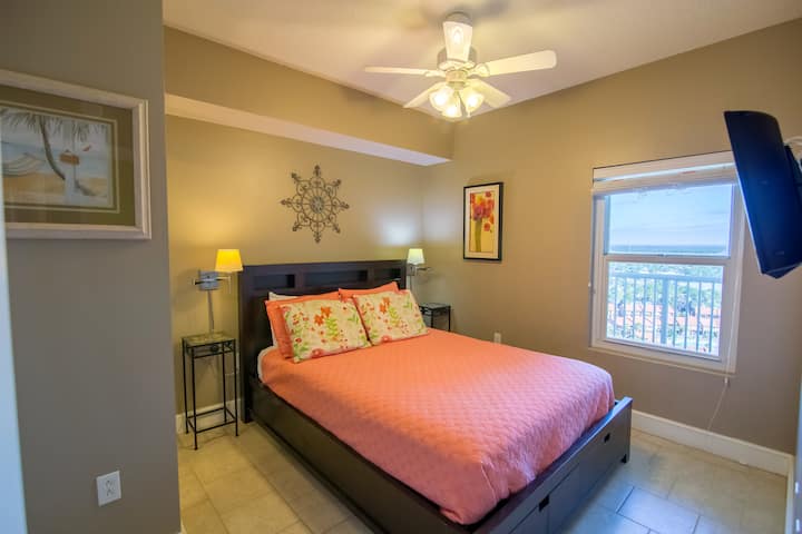 חדר שינה לאורחים. מיטת קווין סייז.