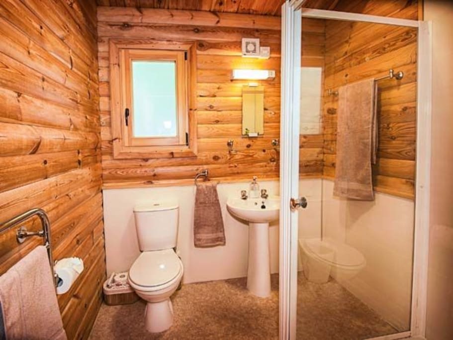 Ensuite