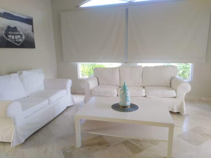 White Sands Beach Holiday Rentals & Homes Bávaro, Punta Cana