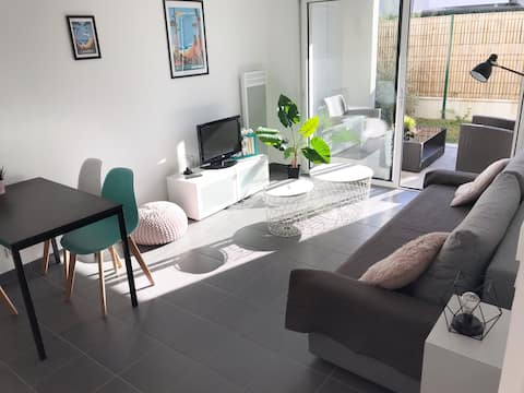 T2 Cosy  3* Ocean on foot -Wifi- Parking