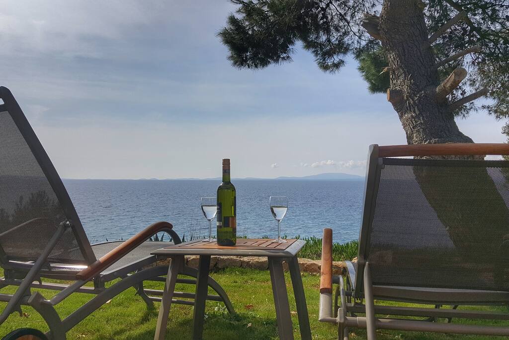 Garden and sea view