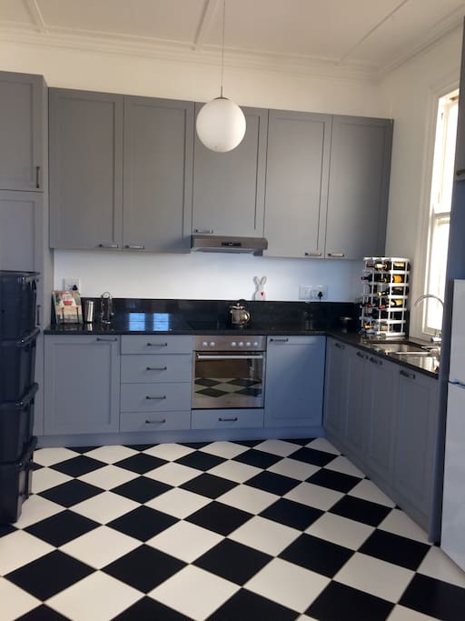 Fully equipped kitchen