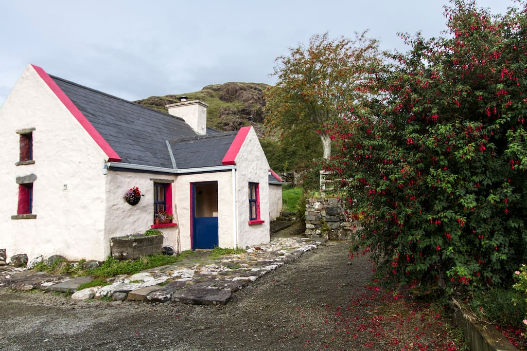 Pat Mors Cottage