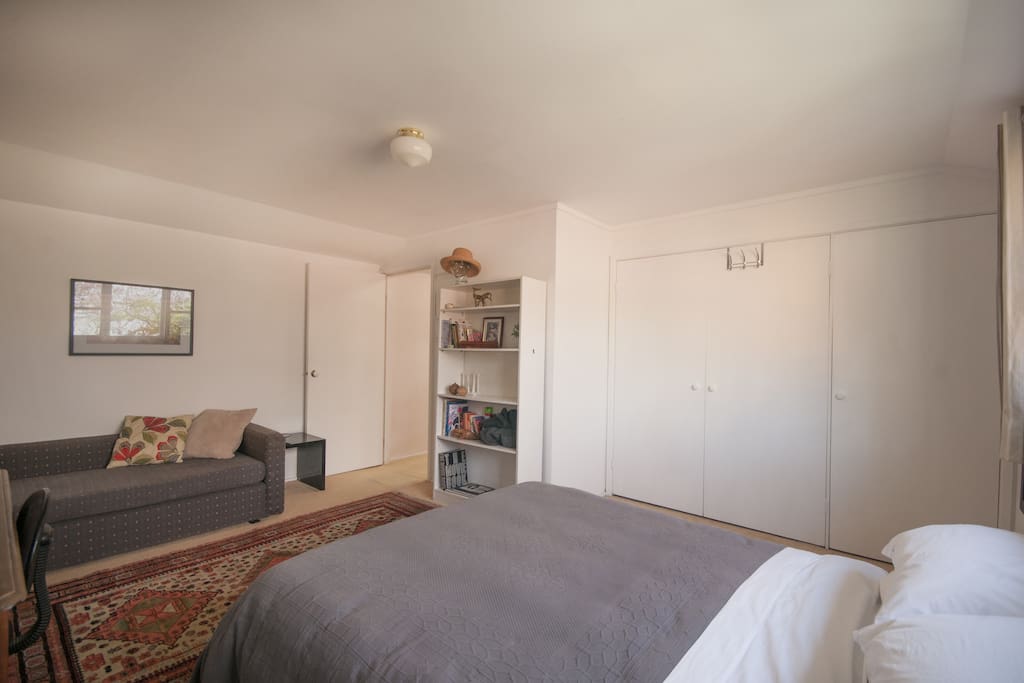 Bedroom 1 (alternate view)