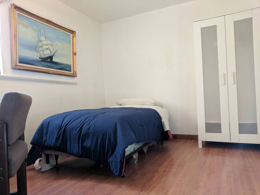 comfy private bed room