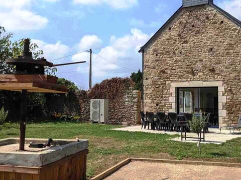 La Villa du Pressoir, magnificent longère Bretonne
