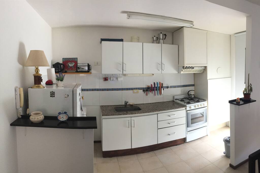 Cocina completa.