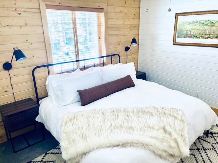 Slaapkamer 1 met kingsize bed