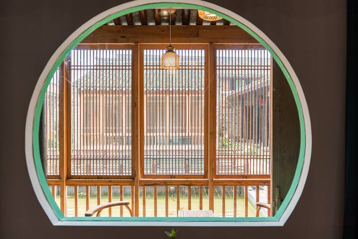 慈城古镇宋庭国风生活美学馆上林春 唐制飘窗临水双人大床房 Kezhan China For Rent In Ningbo Zhejiang China