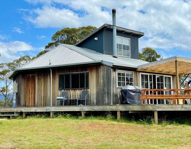 Bushranger’s Cottage