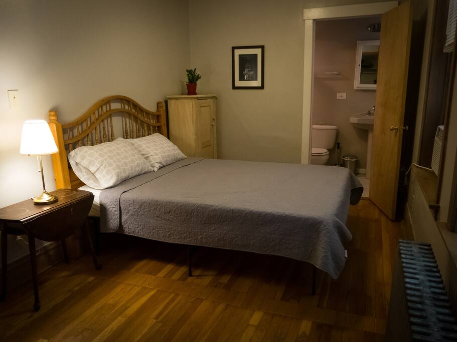 Master bedroom with Queen size bed and en suite bathroom