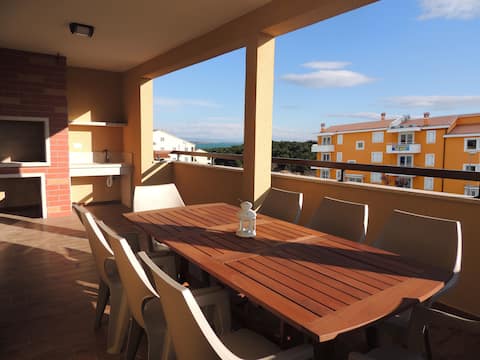 New apartment in Premantura, overlooking the sea
