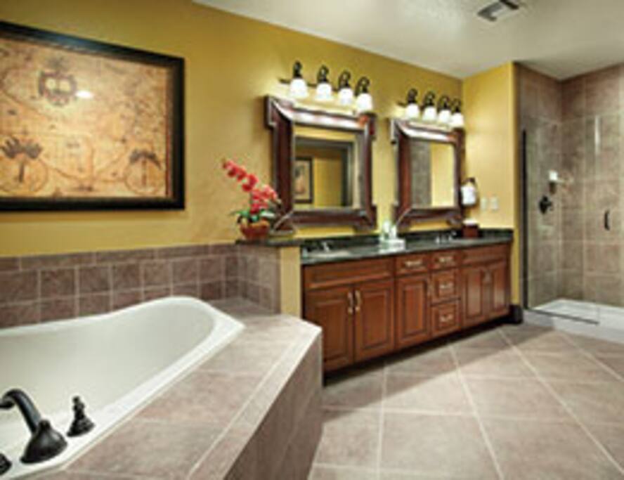 LUXURY MASTER BATH WITH WHIRLPOOL TUB
