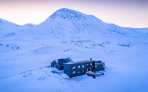 Hóll Adventure House - Hóll Adventure House