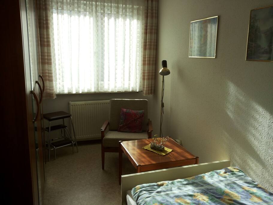 Das Zimmer, Sicht 2