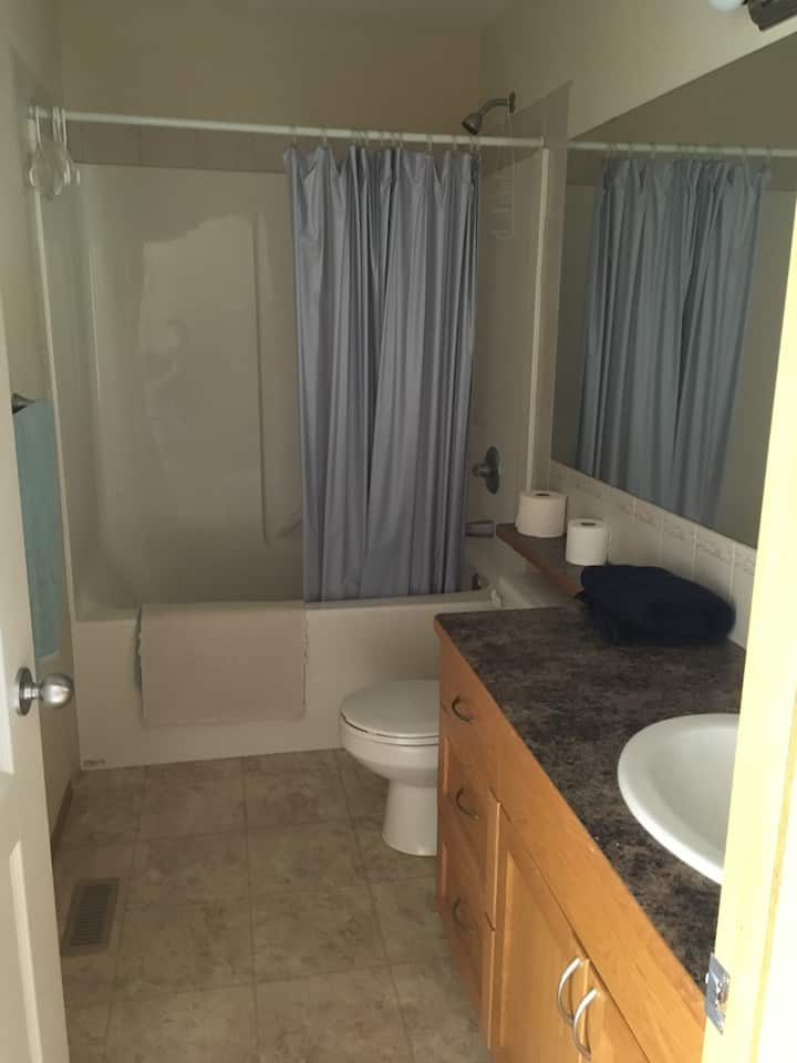 Red Deer Vacation Rentals & Homes Alberta, Canada Airbnb