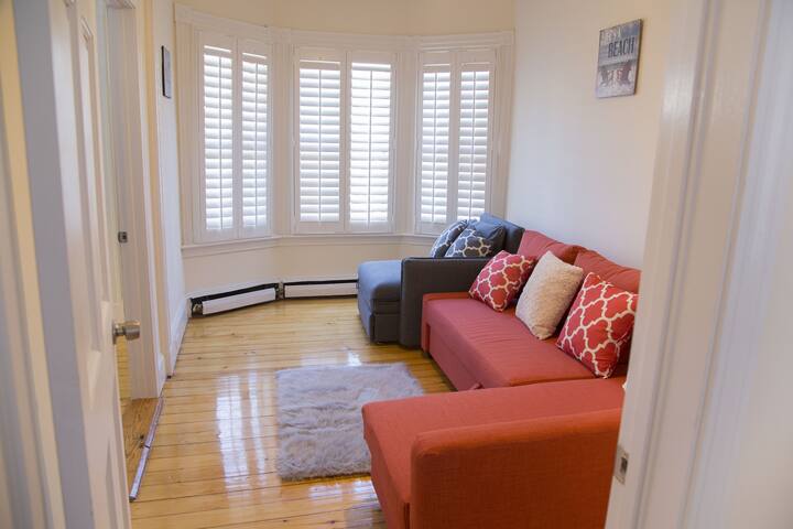 The Sailor’s Den gallery image 2