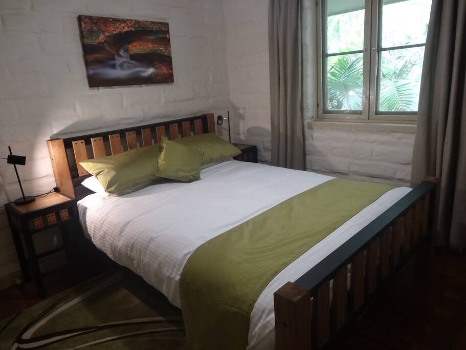 Echidna Room
