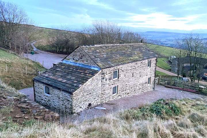 Beautifully restored barn in the Peak District