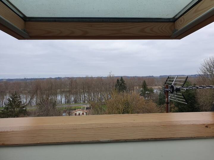 Pohľad na Loire z izby 2