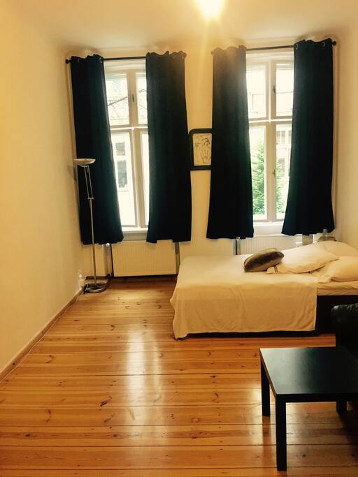Großen Fenster und Bett
