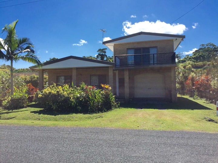 Kurrimine Beach Holiday Rentals & Homes Queensland, Australia Airbnb