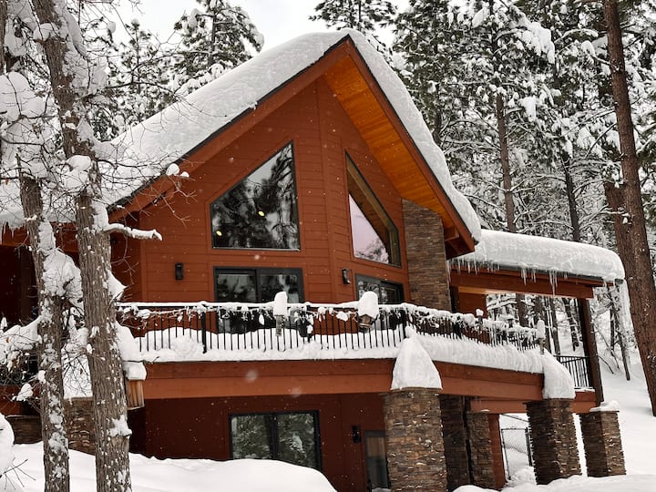 Bluejay Getaway Luxury Cabin in Munds Park Cabins for Rent in Munds