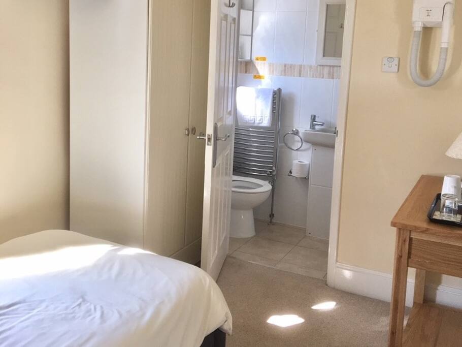 Guest room