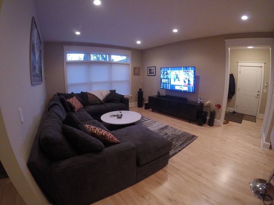 Main floor living room.