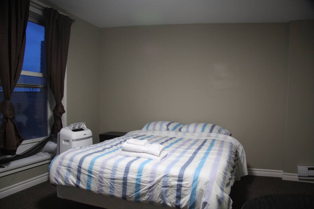 Large Bedroom