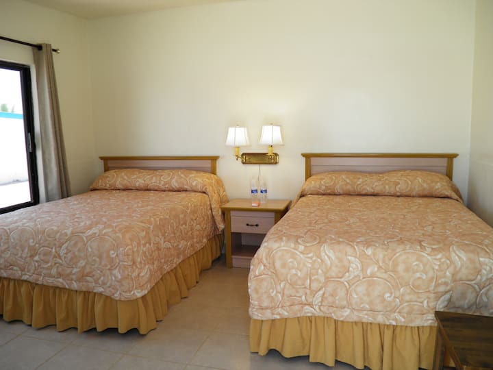 #49 Bungalow  2 full size beds TV Satellite.  A/C  Fridge & Coffe maker. private bathroom Hotel Seaside San Felipe Baja California