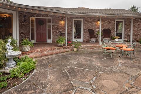 Beautiful Ranch Home "Buena Vista"