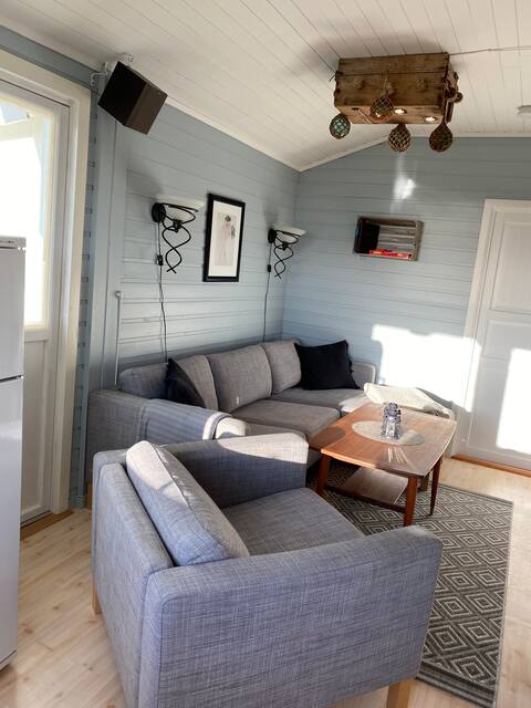 Top performing Airbnb: Cabin in idyllic surroundings, with panoramic views! in Vestvågøy